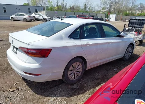 2019 Volkswagen Jetta S/Se/R-Line из США, поврежденный, VIN 3VWC57BU9KM055017